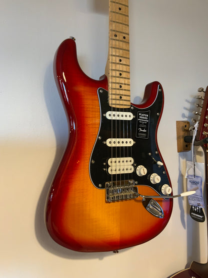 Fender Player Stratocaster HSS Plus Top Aged Cherry Burst (used-near mint factory 2nd)