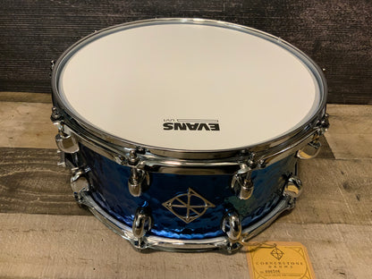 Dixon Cornerstone SCST654BTS 6.5” x 14” Hammered Steel Snare Drum - Blue Titanium