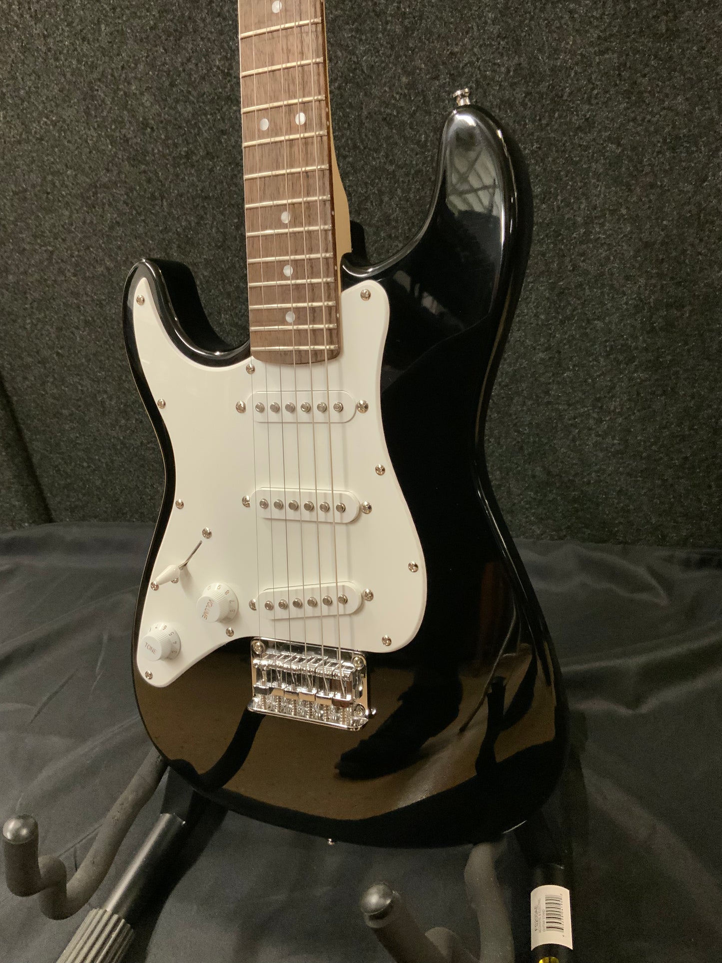 Squier Mini Strat LH Left Handed - Black (used-near mint factory 2nd)
