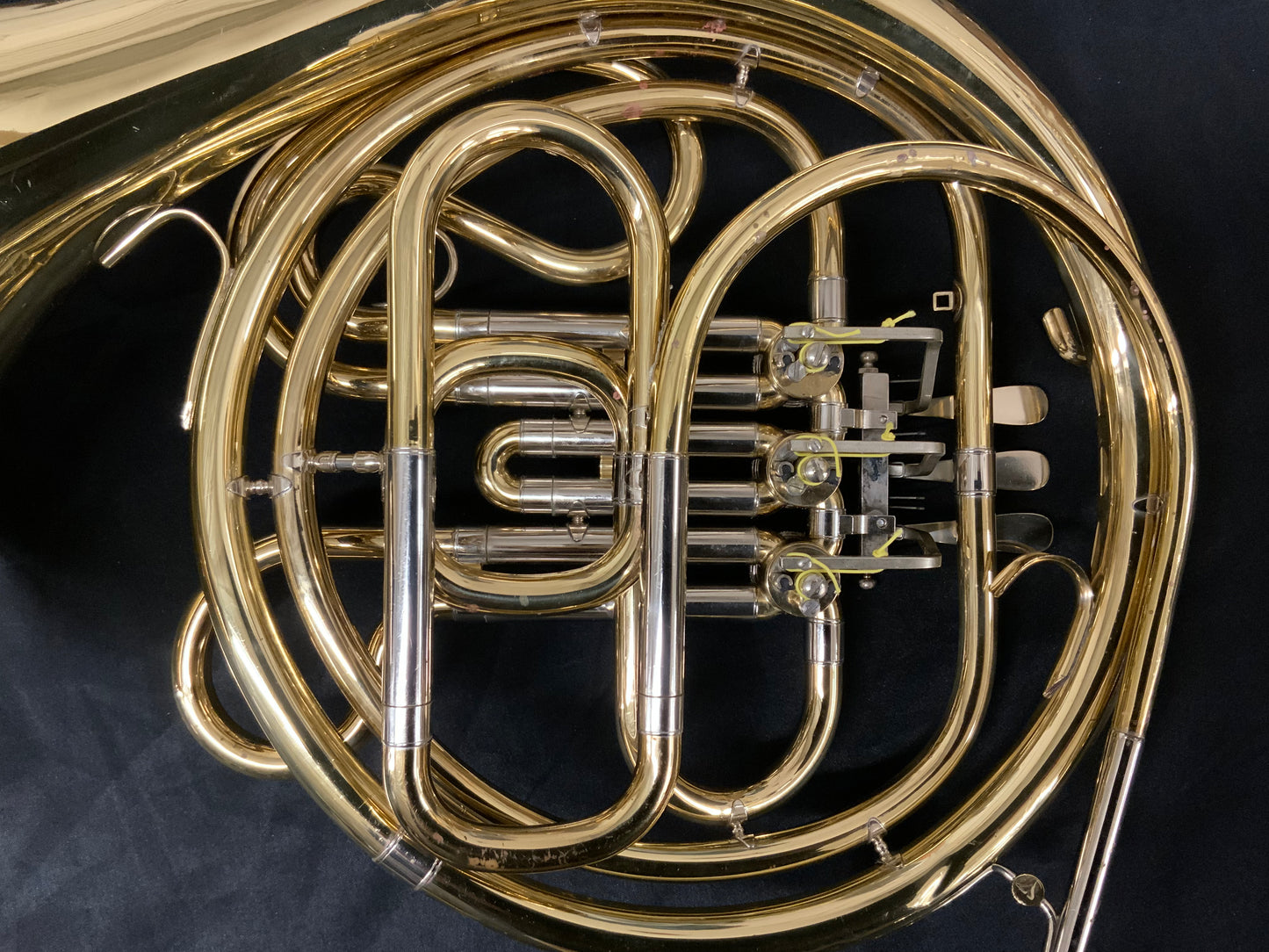 Holton H602 Student Model Single French Horn