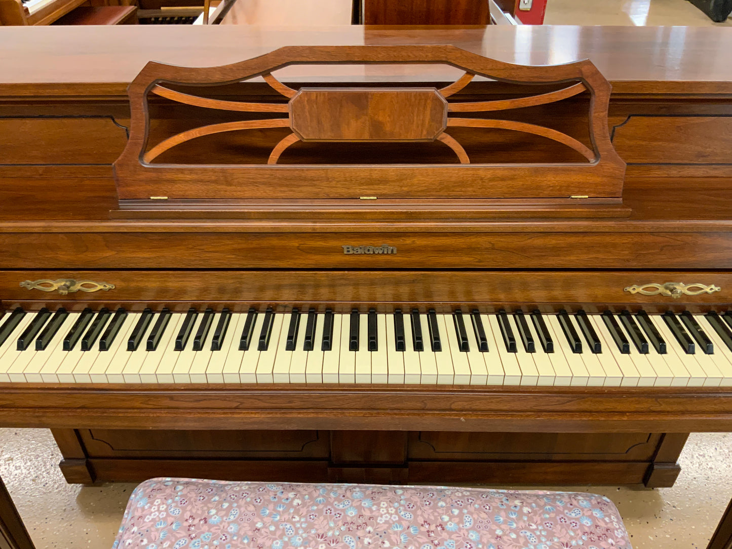 Baldwin 4011 Upright Piano