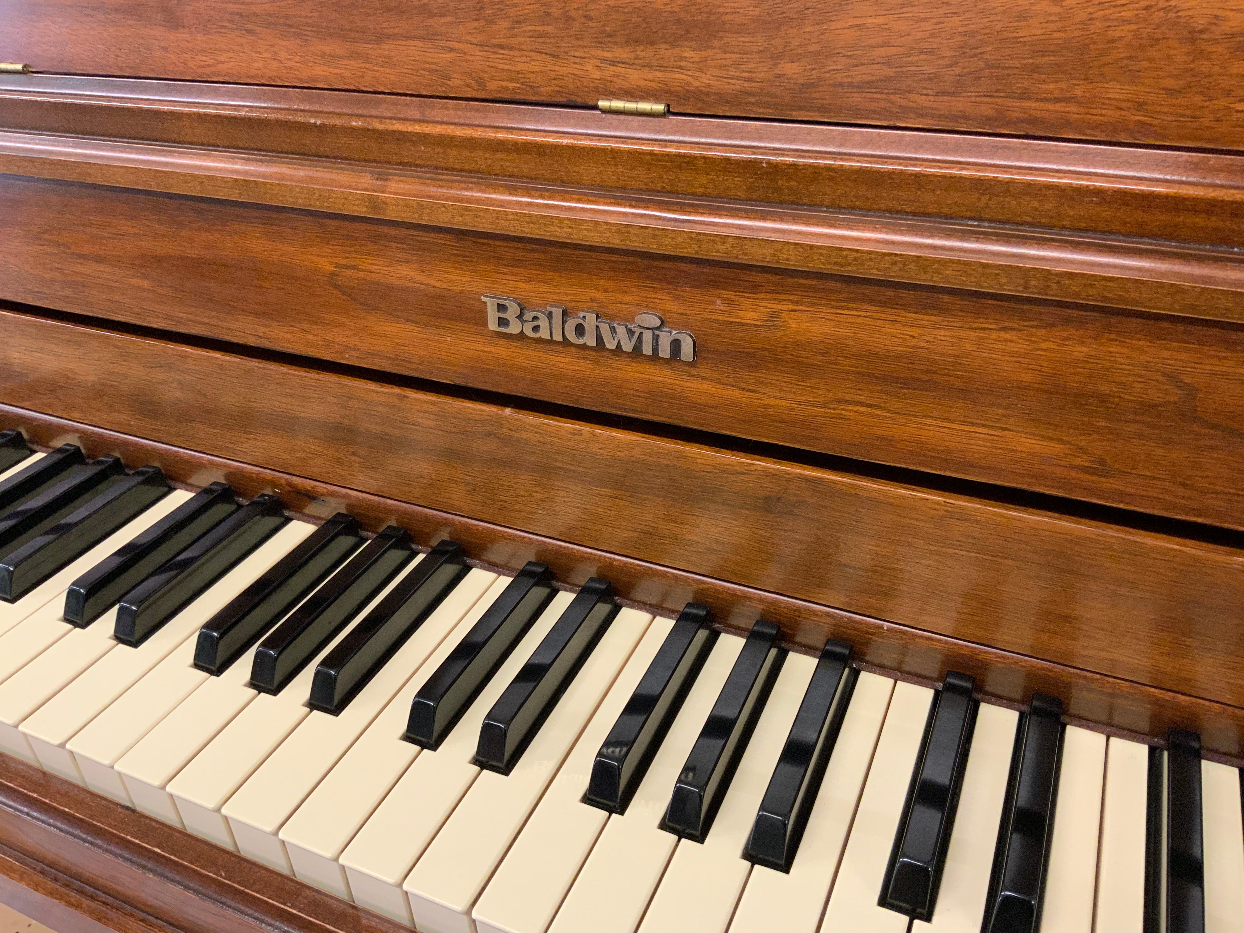Đàn piano thẳng đứng Baldwin 4011 – TheĐàn piano thẳng đứng Baldwin 4011 – The  