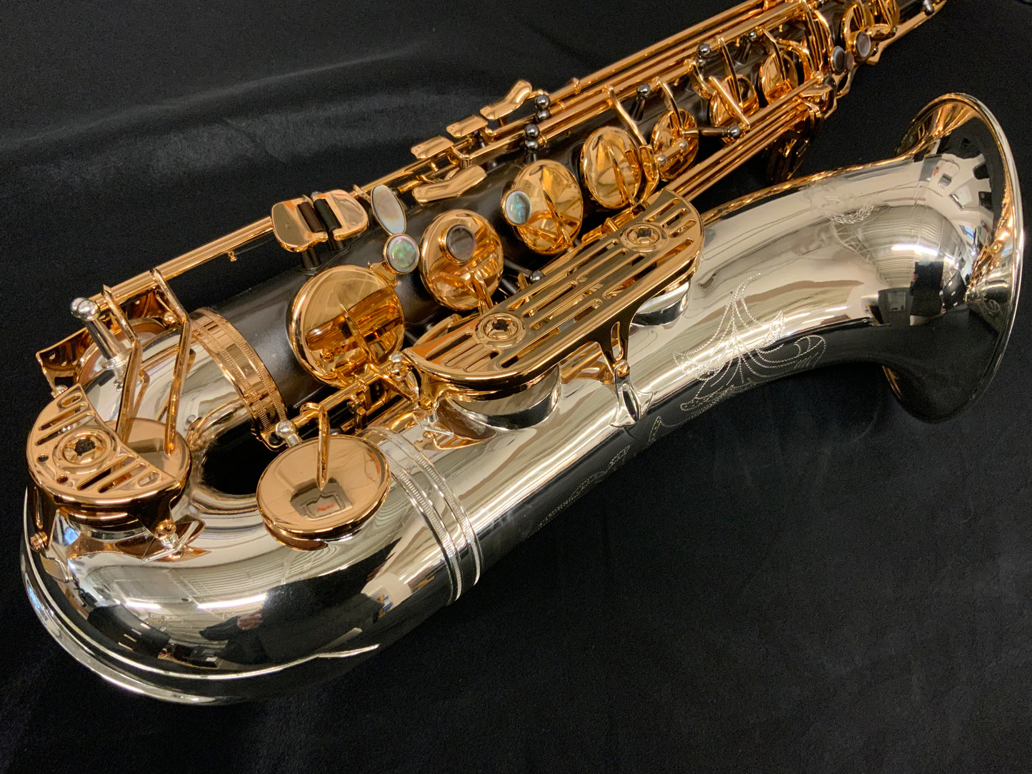 Dakota SDT-XG-606 Tenor Saxophone