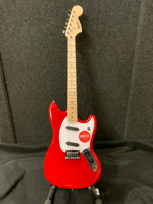 Squier Sonic Mustang - Torino Red (used-near mint factory 2nd)
