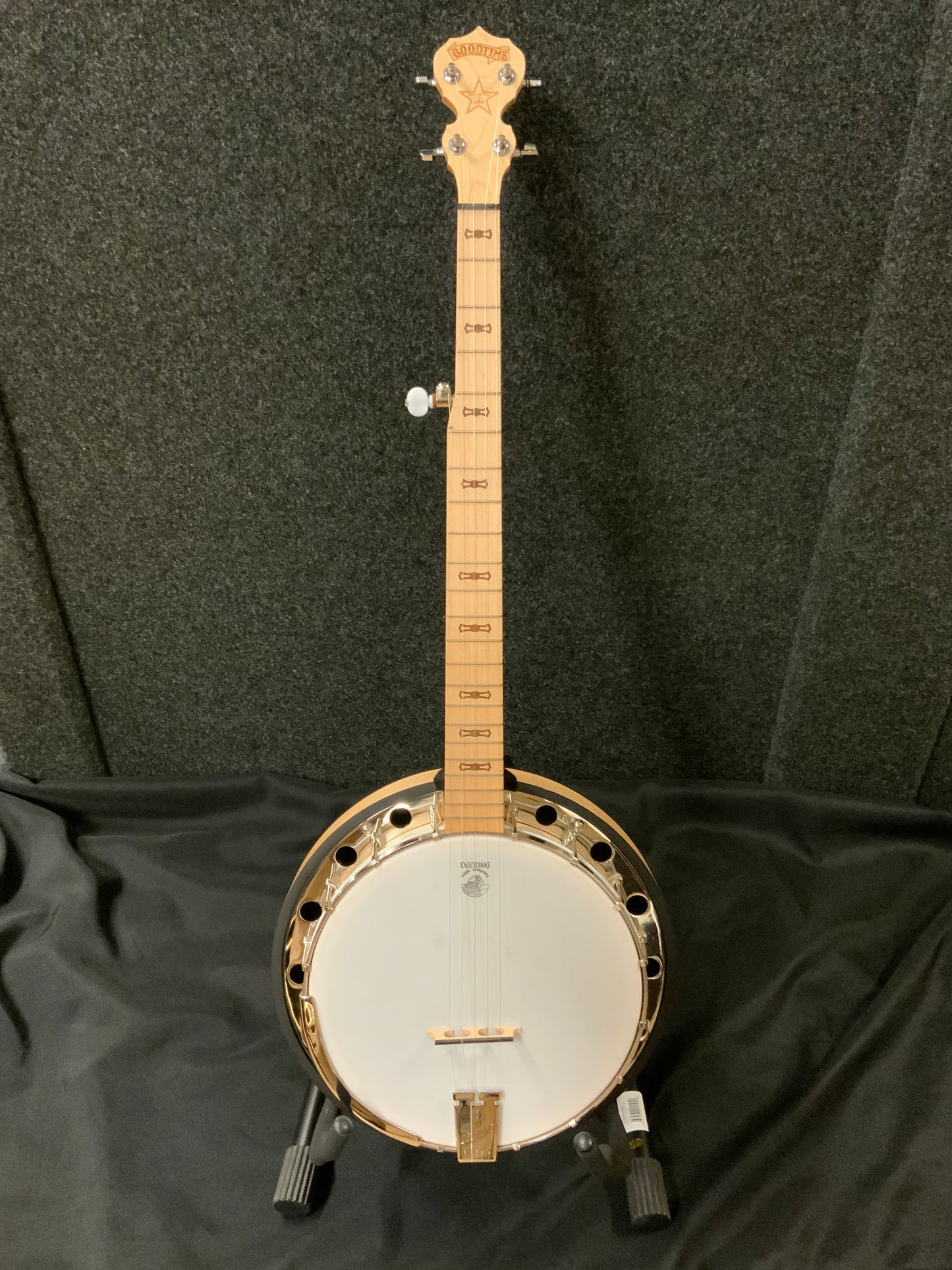 Deering Goodtime Two (2) 5-String Banjo (used-very good condition)