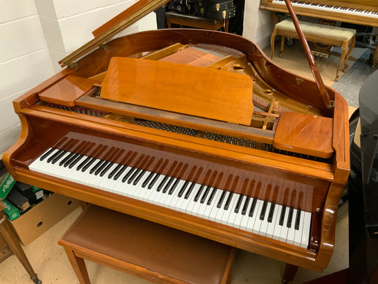 Samick SG-140A Baby Grand Piano
