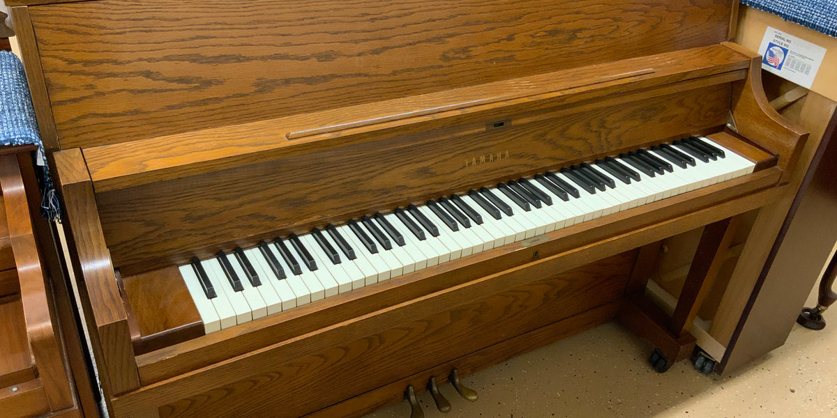 Yamaha P202 Oak Upright Piano — The Instrument Barn